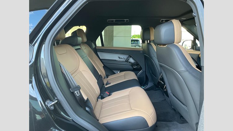 2025 認定中古車 Land Rover Range Rover Sport サントリーニブラック P550eプラグインハイブリッド（ガソリン） スタンダードホイールベース Dynamic SE