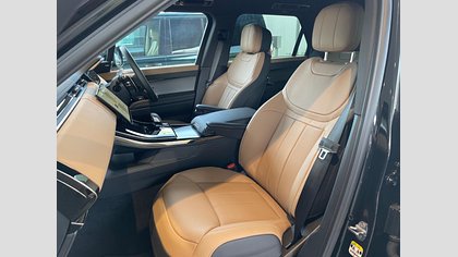 Range Rover Sport 42