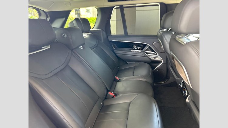 2024 認定中古車 Land Rover Range Rover カルパチアングレイ D300 AWD MHEV（AT） スタンダードホイールベース Autobiography