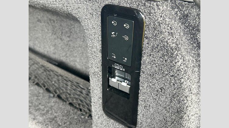 2024 認定中古車 Land Rover Range Rover カルパチアングレイ D300 AWD MHEV（AT） スタンダードホイールベース Autobiography