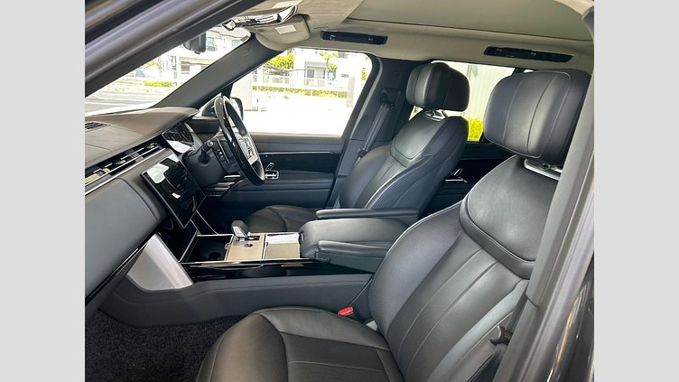 2024 認定中古車 Land Rover Range Rover カルパチアングレイ D300 AWD MHEV（AT） スタンダードホイールベース Autobiography