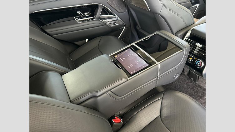 2024 認定中古車 Land Rover Range Rover カルパチアングレイ D300 AWD MHEV（AT） スタンダードホイールベース Autobiography