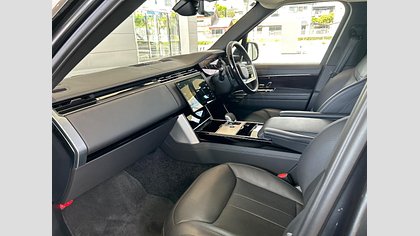 Range Rover 36