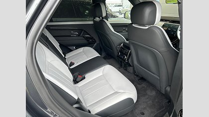 Range Rover Sport 8