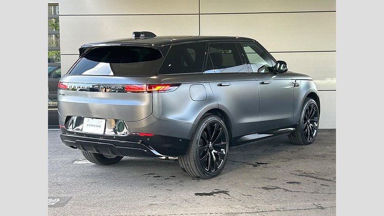 2024 認定中古車 Land Rover Range Rover Sport カルパチアングレイ D300マイルドハイブリッド スタンダードホイールベース Dynamic SE