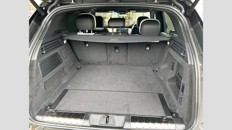 2024 認定中古車 Land Rover Range Rover Sport カルパチアングレイ D300マイルドハイブリッド スタンダードホイールベース Dynamic SE