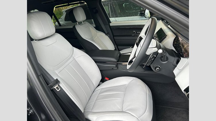 2024 認定中古車 Land Rover Range Rover Sport カルパチアングレイ D300マイルドハイブリッド スタンダードホイールベース Dynamic SE