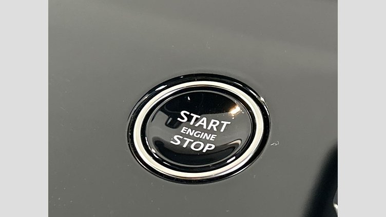 2024 認定中古車 Land Rover Range Rover Sport カルパチアングレイ D300マイルドハイブリッド スタンダードホイールベース Dynamic SE