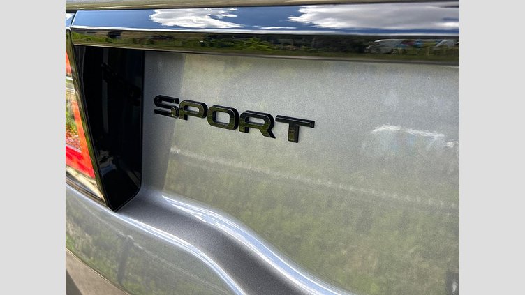 2024 認定中古車 Land Rover Discovery Sport アイガーグレイ D200マイルドハイブリッド（ディーゼル） 標準ホイール Dynamic SE