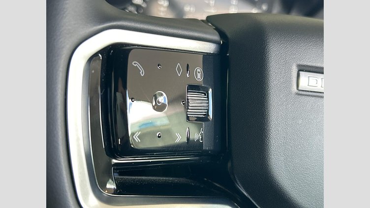 2024 認定中古車 Land Rover Discovery Sport アイガーグレイ D200マイルドハイブリッド（ディーゼル） 標準ホイール Dynamic SE