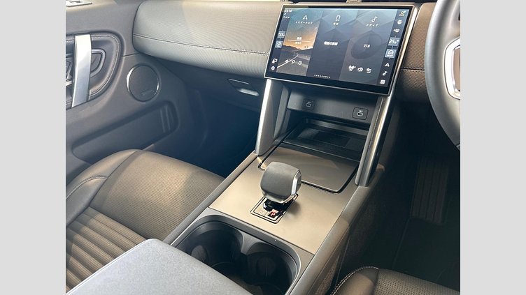 2024 認定中古車 Land Rover Discovery Sport アイガーグレイ D200マイルドハイブリッド（ディーゼル） 標準ホイール Dynamic SE