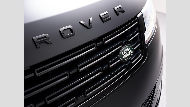 2025 認定中古車 Land Rover Range Rover Sport サントリーニブラック D300マイルドハイブリッド スタンダードホイールベース Dynamic SE