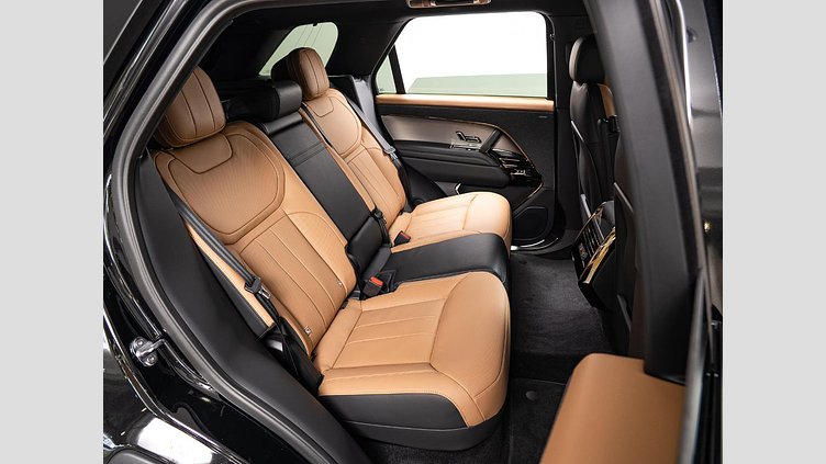 2025 認定中古車 Land Rover Range Rover Sport サントリーニブラック D300マイルドハイブリッド スタンダードホイールベース Dynamic SE