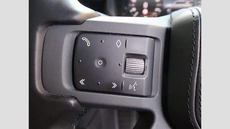 2023 認定中古車 Land Rover Defender 110 サントリーニブラック D300 AWD（AT） X-DYNAMIC HSE