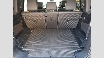 Defender 110 13
