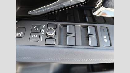 Range Rover Evoque 30