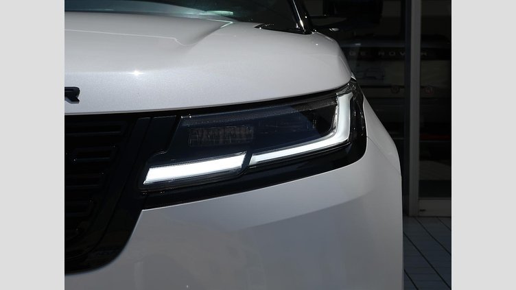 2023 認定中古車 Land Rover Range Rover Velar オストゥーニパールホワイト D200マイルドハイブリッド（ディーゼル） Standard Wheelbase Dynamic SE