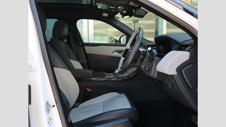 2023 認定中古車 Land Rover Range Rover Velar オストゥーニパールホワイト D200マイルドハイブリッド（ディーゼル） Standard Wheelbase Dynamic SE