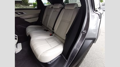 Range Rover Velar 4