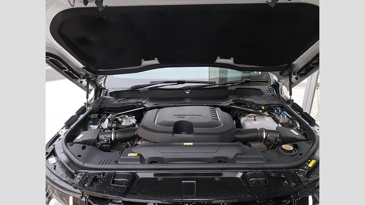 2020 認定中古車 Land Rover Range Rover Sport ユーロンホワイト INGENIUM 3.0L 6気筒ディーゼル MHEV 300PS HSE DYNAMIC