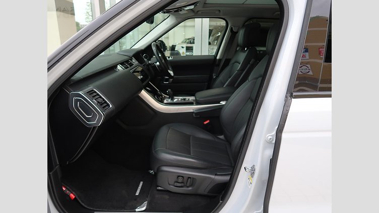 2020 認定中古車 Land Rover Range Rover Sport ユーロンホワイト INGENIUM 3.0L 6気筒ディーゼル MHEV 300PS HSE DYNAMIC