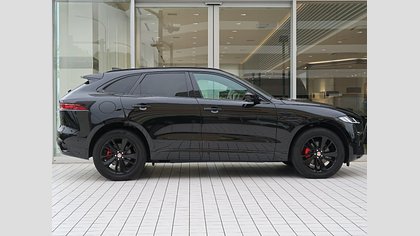 F-Pace 7
