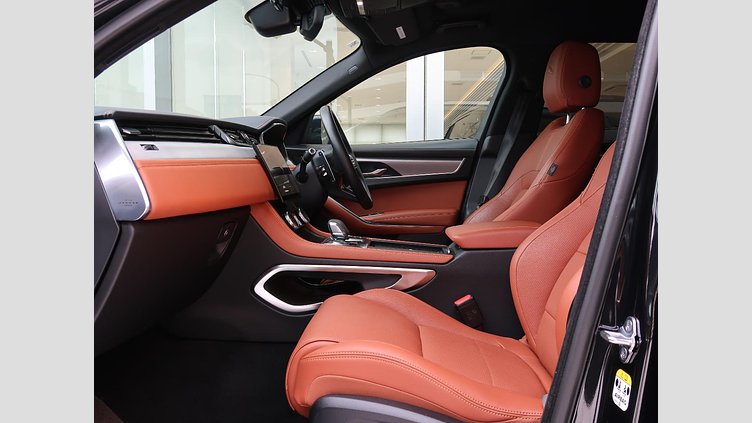 2021 認定中古車 Jaguar F-Pace サントリーニブラック P250 AWD（オートマチック） R-DYNAMIC SE