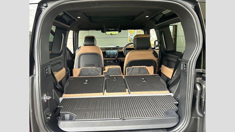 2025 認定中古車 Land Rover Defender 90 サントリーニブラック D350 ディーゼルマイルドハイブリッド X-Dynamic HSE