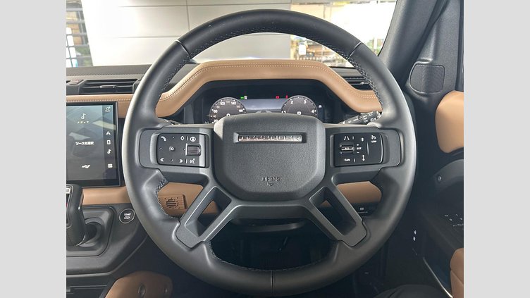 2025 認定中古車 Land Rover Defender 90 サントリーニブラック D350 ディーゼルマイルドハイブリッド X-Dynamic HSE