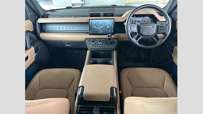 Defender 90 4