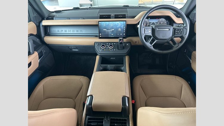 2025 認定中古車 Land Rover Defender 90 サントリーニブラック D350 ディーゼルマイルドハイブリッド X-Dynamic HSE