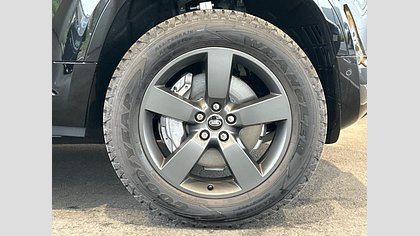 Defender 90 67