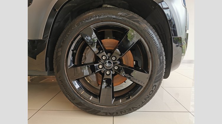 2022 認定中古車 Land Rover Defender 110 アイガーグレイ D300 AWD（AT） X-DYNAMIC HSE