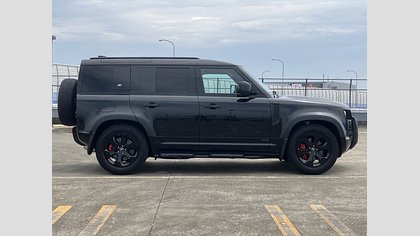 Defender 110 3