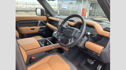 Defender 110 11