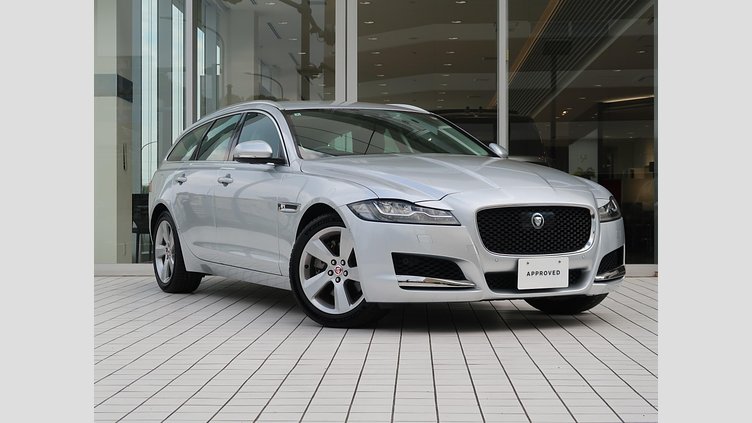 2017 認定中古車 Jaguar XF Indus Silver ガソリン　P250 スポーツブレイク プレステージ