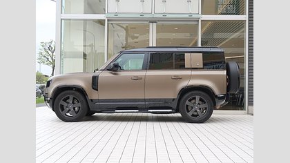 Defender 110 2