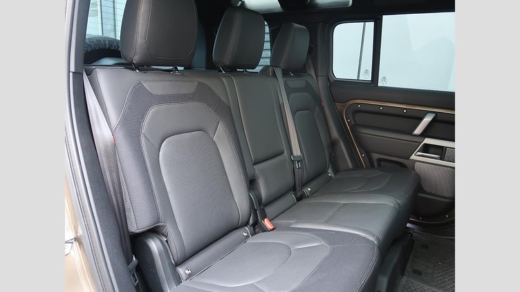 2023 認定中古車 Land Rover Defender 110 ゴンドワナストーン D300 AWD（AT） X-DYNAMIC HSE