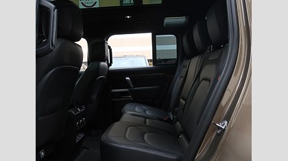 Defender 110 16