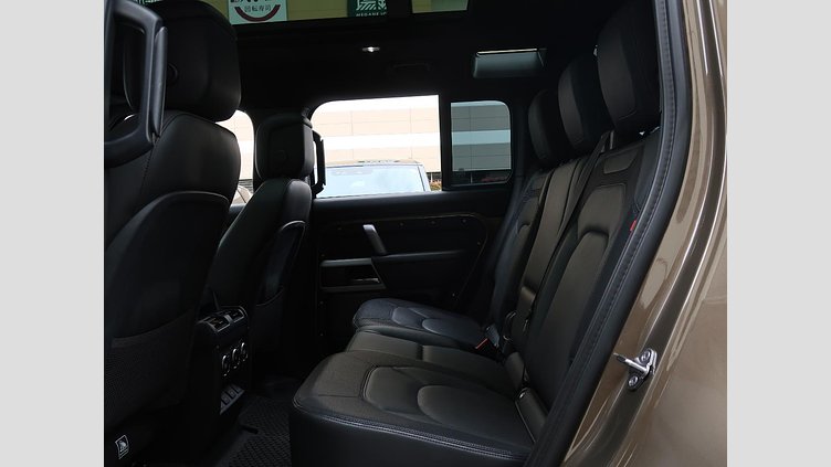 2023 認定中古車 Land Rover Defender 110 ゴンドワナストーン D300 AWD（AT） X-DYNAMIC HSE