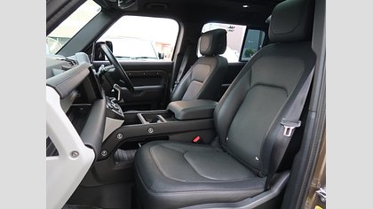 Defender 110 15