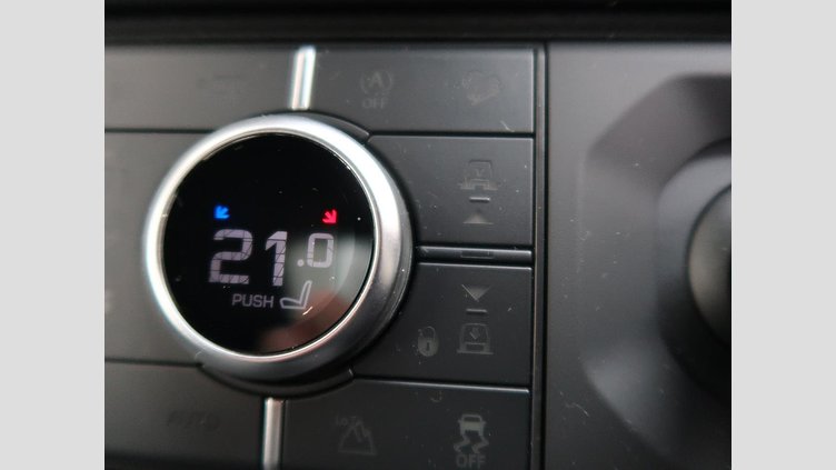 2023 認定中古車 Land Rover Defender 110 ゴンドワナストーン D300 AWD（AT） X-DYNAMIC HSE