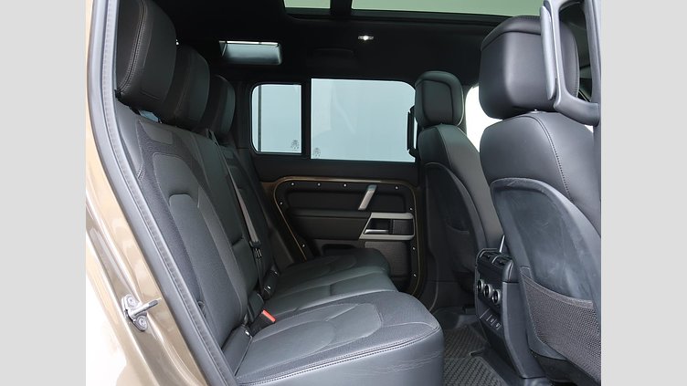 2023 認定中古車 Land Rover Defender 110 ゴンドワナストーン D300 AWD（AT） X-DYNAMIC HSE