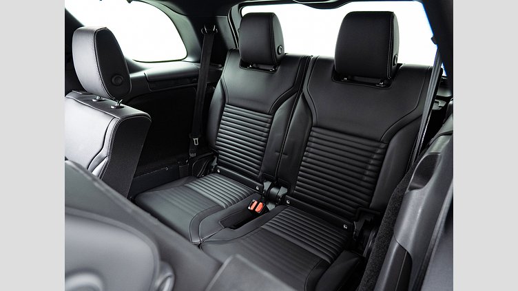 2024 認定中古車 Land Rover Discovery カルパチアングレイ D350マイルドハイブリッド（ディーゼル） Dynamic HSE　D350　７人乗り