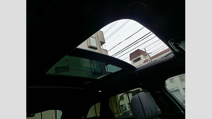 Range Rover Velar 17