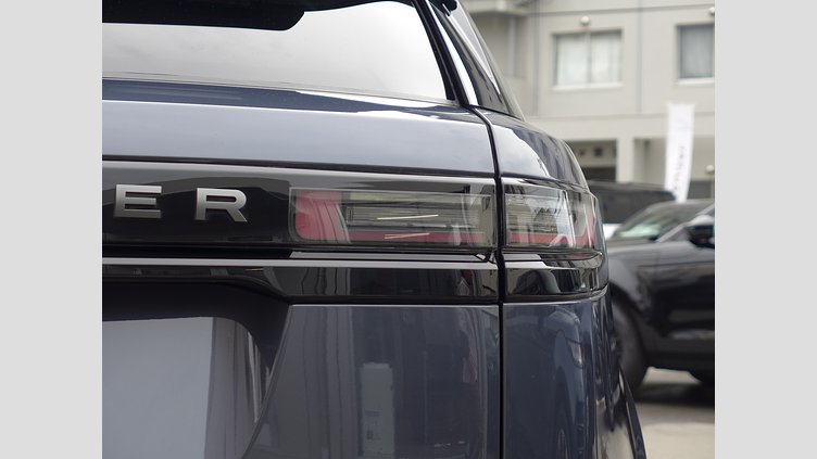2023 認定中古車 Land Rover Range Rover Velar ヴァレジネブルー P400eプラグインハイブリッド（ガソリン） Standard Wheelbase Dynamic HSE