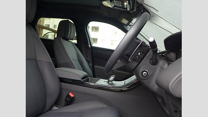 Range Rover Velar 25