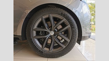 Range Rover 8