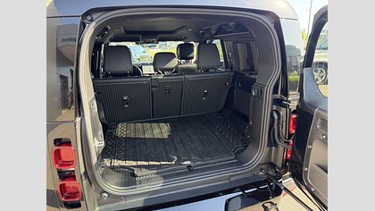 Defender 110 21