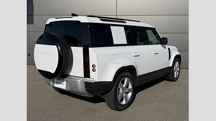 Defender 110 3